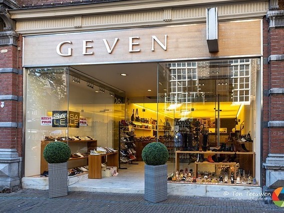 Schoenmode - Geven